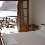Pramataris Hotel