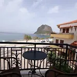 Pramataris Hotel