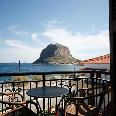 Pramataris Hotel