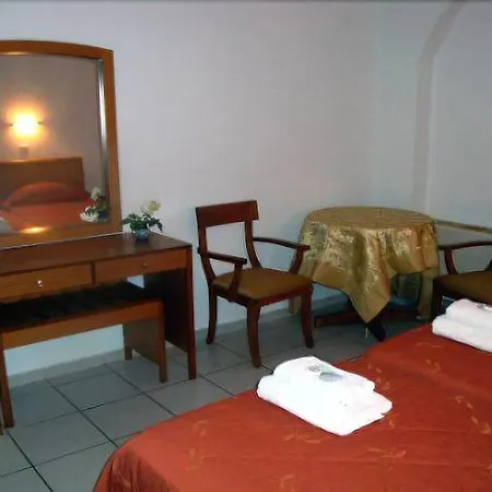 Hotel Pramataris 2*