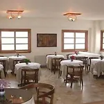 Hotel Pramataris