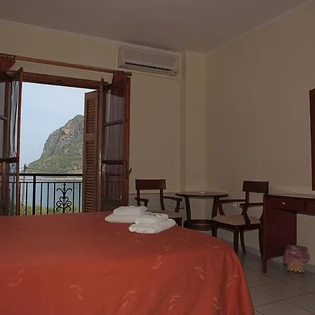 Hotell Pramataris 2*