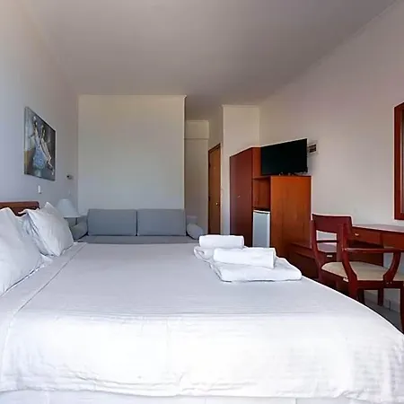 Pramataris Hotel 2*